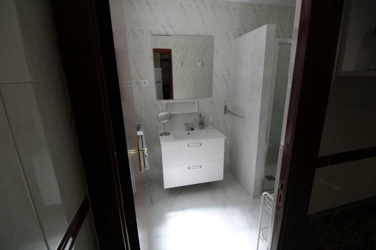 Big Apartment With Unique Patio Near Santa Barbara Castle Alicante Kültér fotó