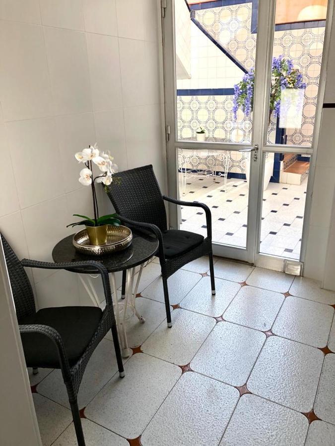 Big Apartment With Unique Patio Near Santa Barbara Castle Alicante Kültér fotó