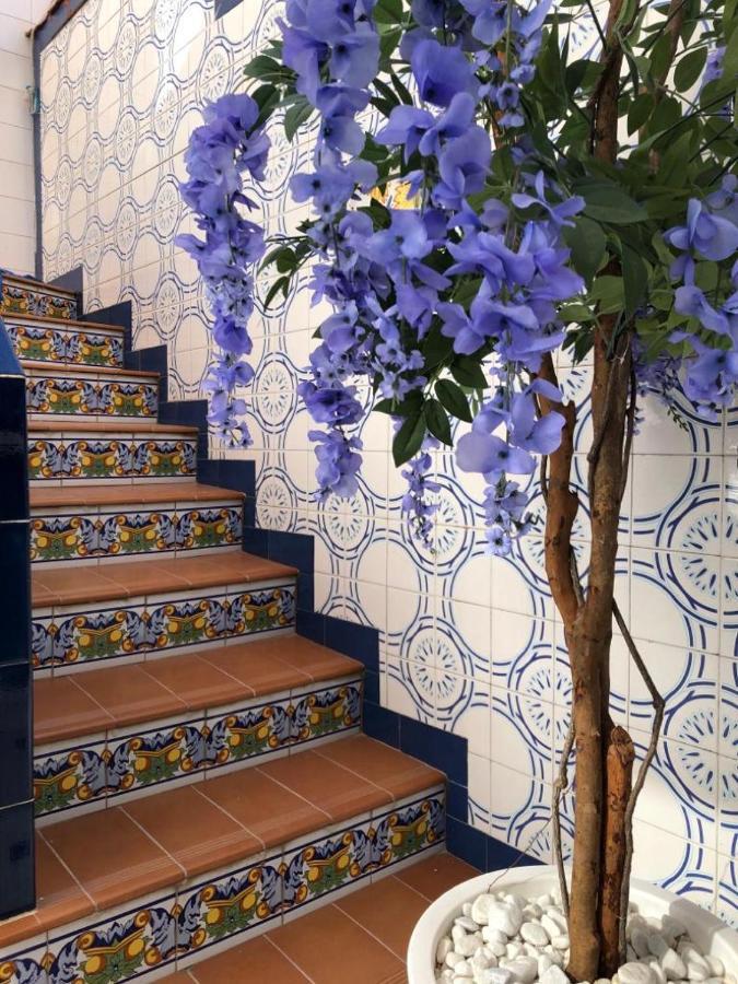 Big Apartment With Unique Patio Near Santa Barbara Castle Alicante Kültér fotó