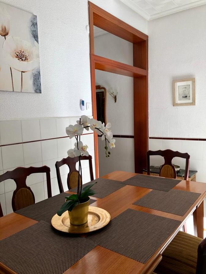 Big Apartment With Unique Patio Near Santa Barbara Castle Alicante Kültér fotó