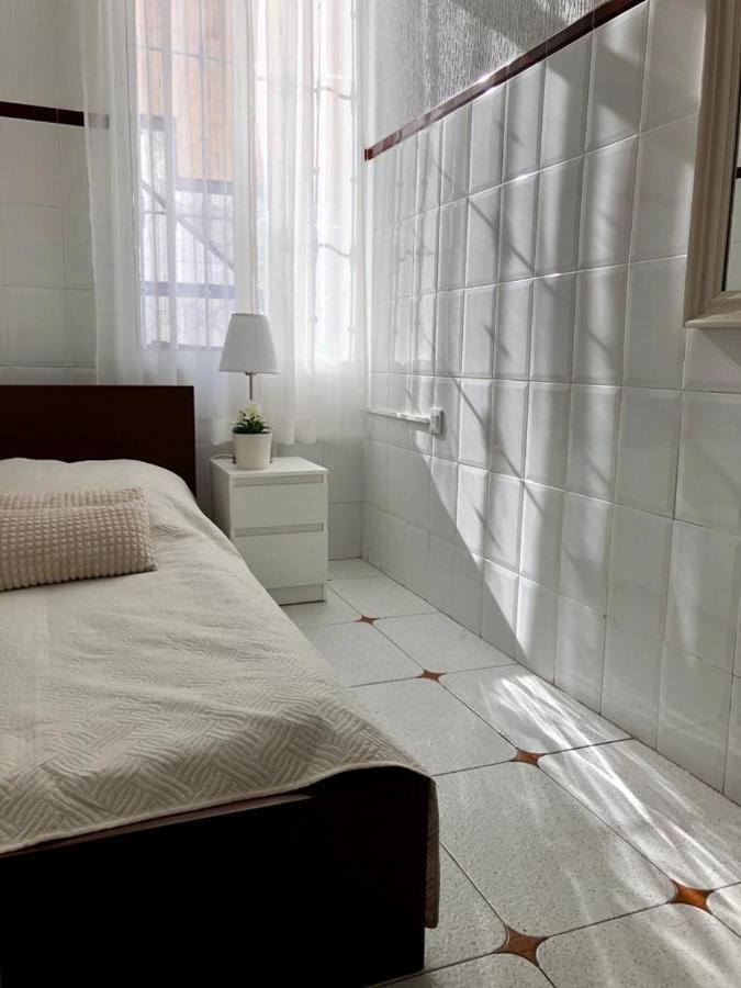 Big Apartment With Unique Patio Near Santa Barbara Castle Alicante Kültér fotó